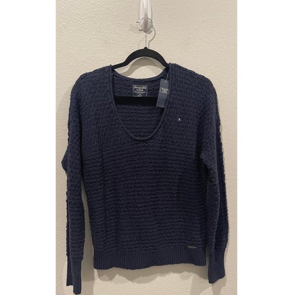 ABERCROMBIE AND FITCH Knit Lon Sleeve Navy Blue Sweater - Picture 1 of 4